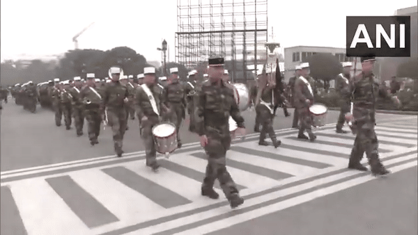 Marching contingent, band from France participate in Republic Day parade rehearsal