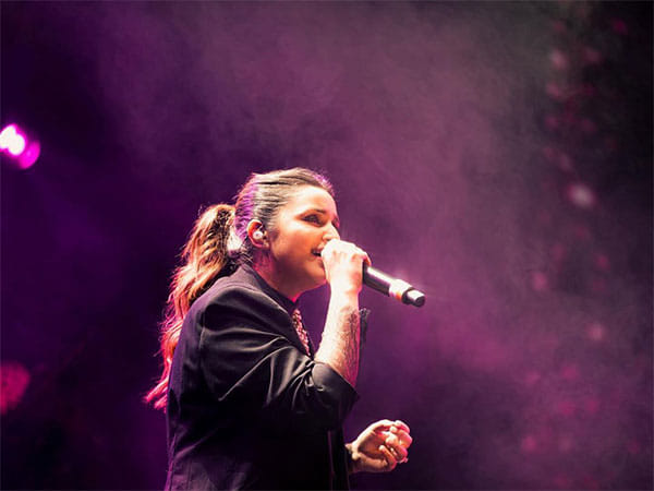 Parineeti Chopra sings her nana's favourite song 'Aaj Jaane Ki Zid Na Karo' at first live concert, shares video