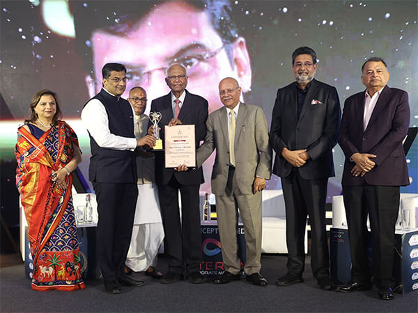 India's Top CEOs & Industry Captains Honoured at Corporate Leadership Awards-2024