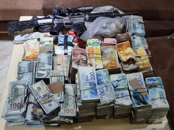Israeli forces seize 3 million shekels in Hamas cash