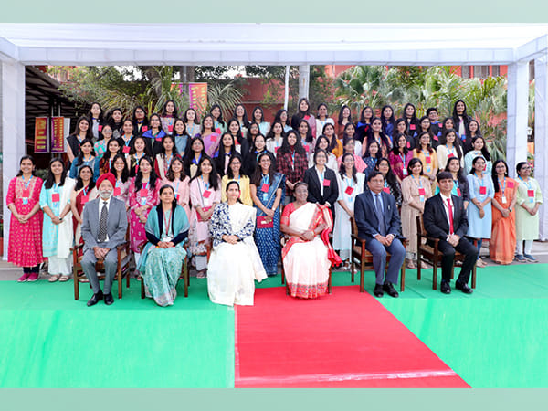 Lady Hardinge's 107th Convocation Inspires NextGen Doctors: President Murmu Emphasises Need for More Medical Professionals