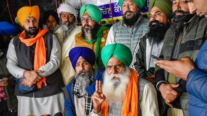 Farmer leaders Sarwan Singh Pandher and Jagjit Singh Dallewal address the media at the Punjab-Haryana Shambhu border during the 'Delhi Chalo' protest march, in Patiala district, Monday, Feb. 19, 2024 | File Photo | PTI