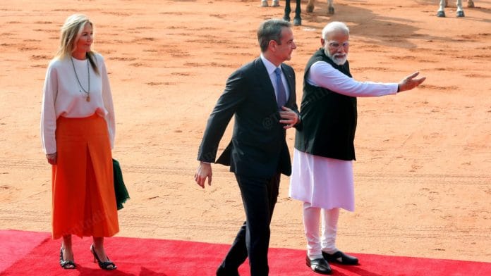 PM Narendra Modi with Greek counterpart Kyriakos Mitsotakis and wife Mareva Grabowski-Mitsotaki at Rashtrapati Bhavan | Praveen Jain | ThePrint