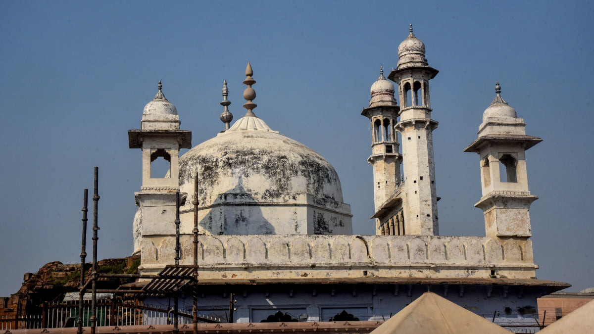 ‘Don’t disturb status quo': SC allows Hindu prayers to continue in ...