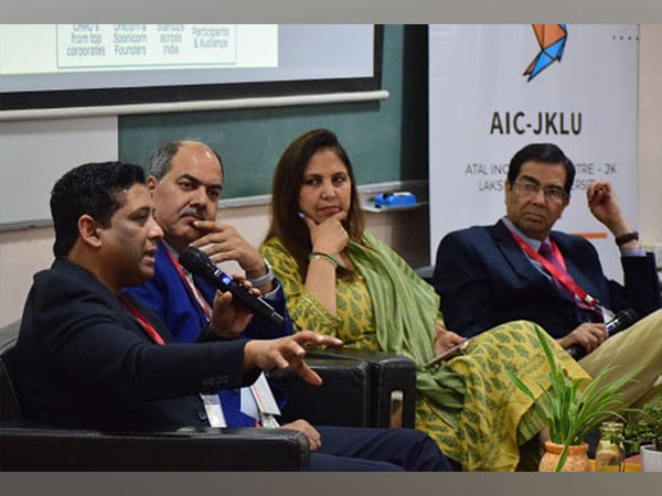 JK Lakshmipat University Unveils Rajasthan's First Internal Crowdfunding Platform at its Startup Summit