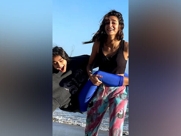 Ananya Panday drops birthday wish to 