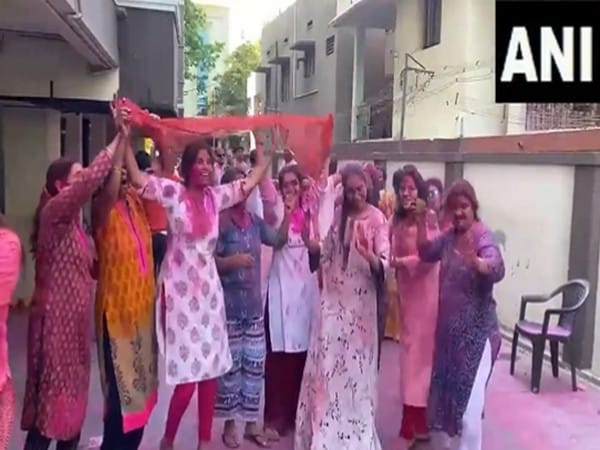 Holi 2024: A glimpse of how India celebrated festival of colours