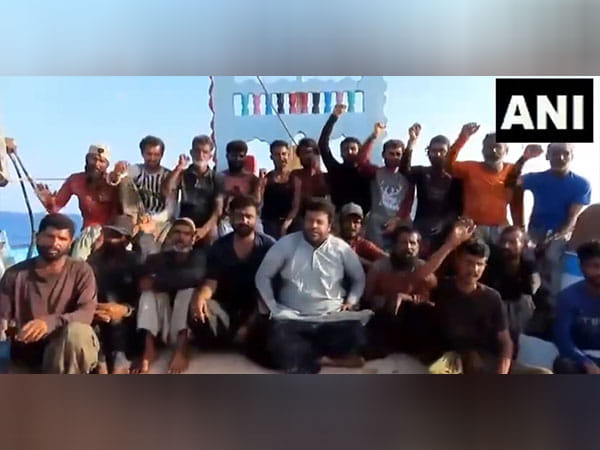 Pakistanis raise 'India Zindabad' slogan after being rescued by Indian Navy from Somali pirates