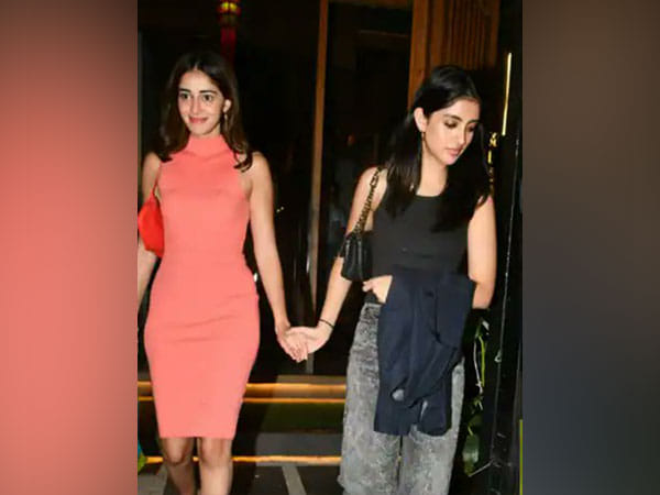 Ananya Panday, Navya Nanda bond over 'kadak chai', 'Cheese toast'