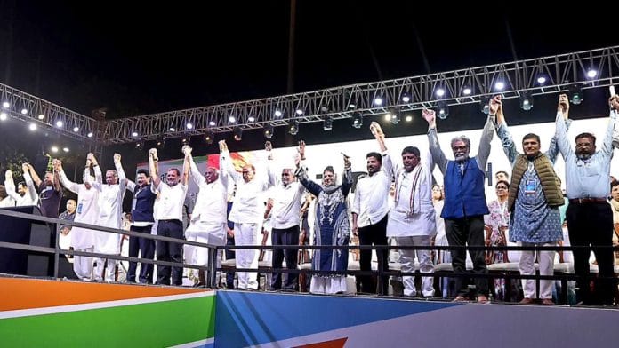 Congress President Mallikarjun Kharge with party leader Rahul Gandhi, among others, during the conclusion ceremony of Bharat Jodo Nyay Yatra, in Mumbai, Sunday | ANI