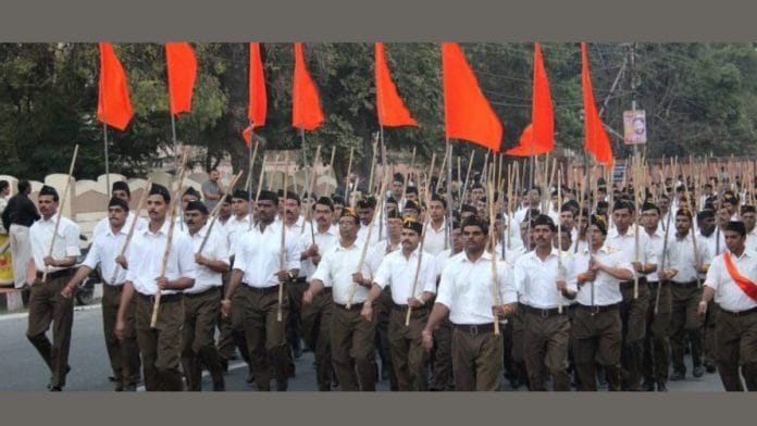 Representational Image | RSS members march with the saffron flag | Wikimedia Commons