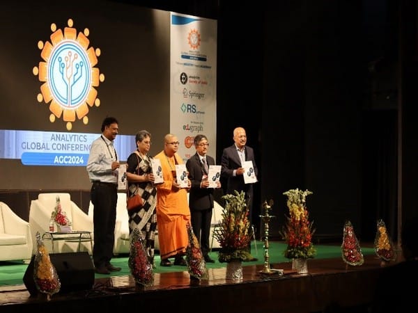 Analytics Global Conference 2024: Where Academia Meets Industry