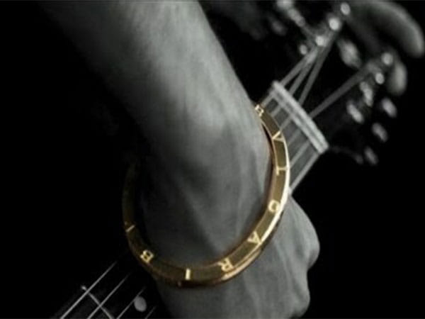 *Bollywood Star* Ayushmann Khurrana Adorns the Bulgari B.zero1 Kada Bracelet in Latest Music Video Akh Da Taara