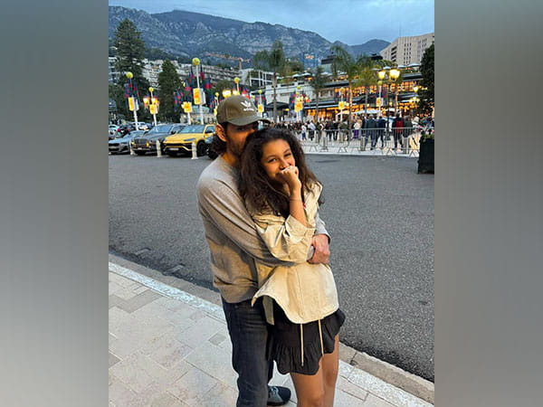 Mahesh Babu delights fans with pics from Europe trip with family