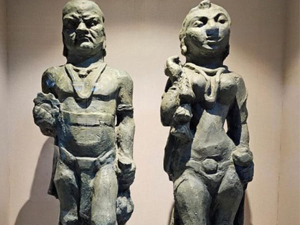 Meet Yaksha and Yakshi doorkeepers of RBI 