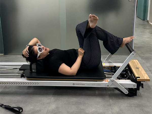 Kajol drops new pic from her workout routine, fans react 