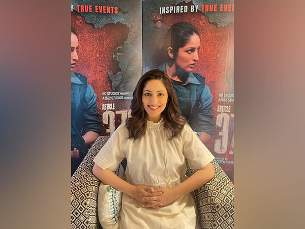 Yami Gautam shares heartfelt message after Singaporean tea vendor praises 'Article 370'