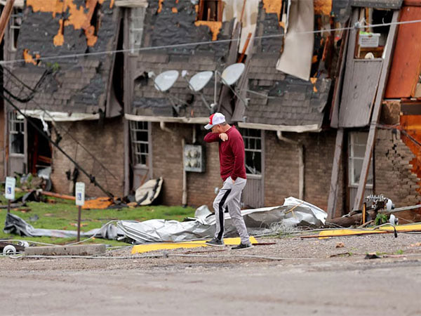 US: Deadly tornadoes rip through Oklahoma leaving four dead; threat ...
