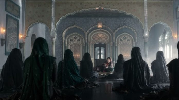 Scene from Heeramandi series | YouTube screenshot