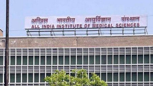 AIIMS New Delhi implements 100% digital payment system in cafeteria