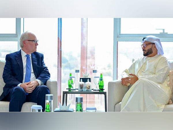 Anwar Gargash meets US Special Envoy for Yemen