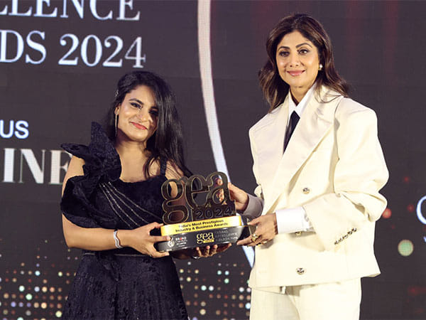 Dr. Anjalika Atrey Honored as Most Trusted Celebrity Psychiatrist in Mumbai at Global Excellence Awards 2024
