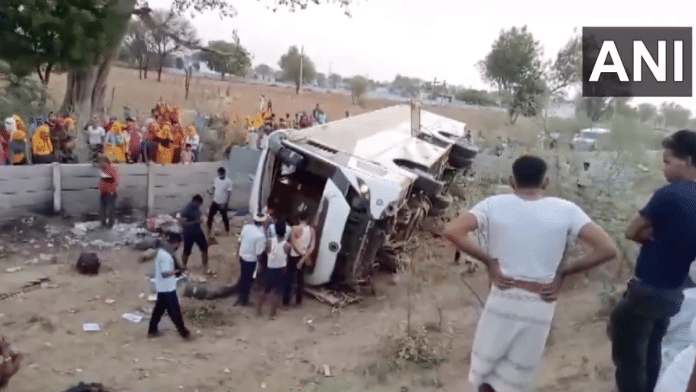 Jaipur-bound bus overturns on Delhi-Mumbai Express Highway in Dausa, Rajasthan | Credit: X(formerly Twitter)/@ANI