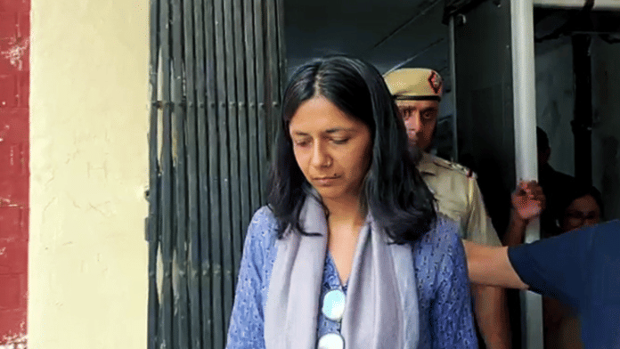 Aam Aadmi Party (AAP) Rajya Sabha MP Swati Maliwal leaves Delhi's Tiz Hazari Court after recording her statement with a magistrate | ANI