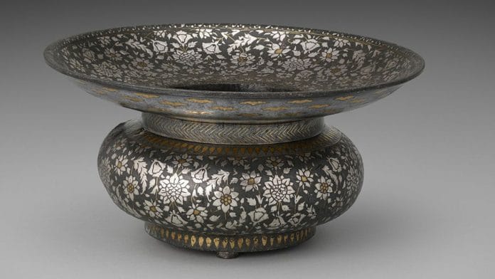 Bidri Basin, Bidar, Karnataka, India, 1650, Zinc alloy with silver and brass inlay, 17 x 34.5 cm, Image courtesy of The Cleveland Museum of Art
