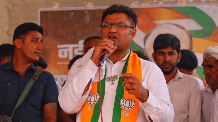 BJP's Ashok Tanwar addressing an election meeting in Sirsa | Manisha Mondal | ThePrint