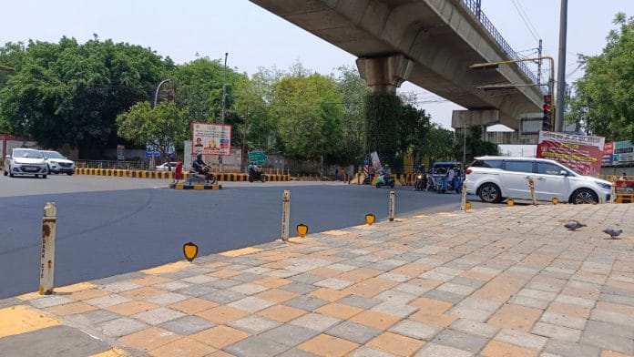 U-Turn at Noida sector 15, near the metro station | Photo: Almina Khatoon, ThePrint
