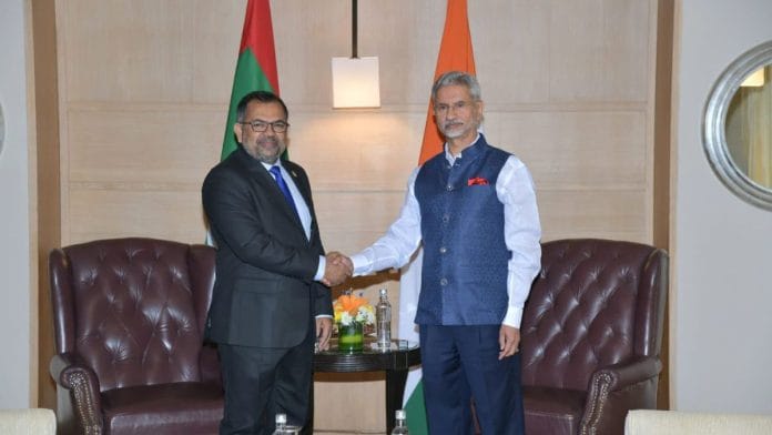 Maldives foreign minister Moosa Zameer with EAM S. Jaishankar in New Delhi | X: Moosa Zameer