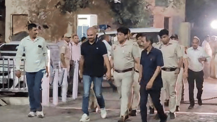 Delhi CM Arvind Kejriwal's aide Bibhav Kumar being brought to Tis Hazari Court in the case of alleged assault on AAP MP Swati Maliwal, in New Delhi, 18 May, 2024 | Representational image | Credit: PTI