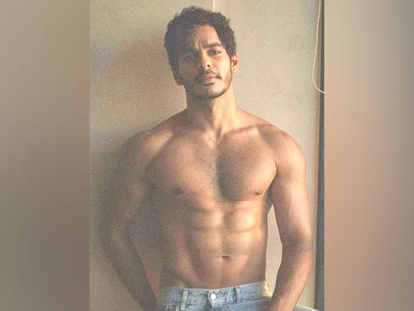 Ishaan Khatter drops pics flaunting his chiseled body