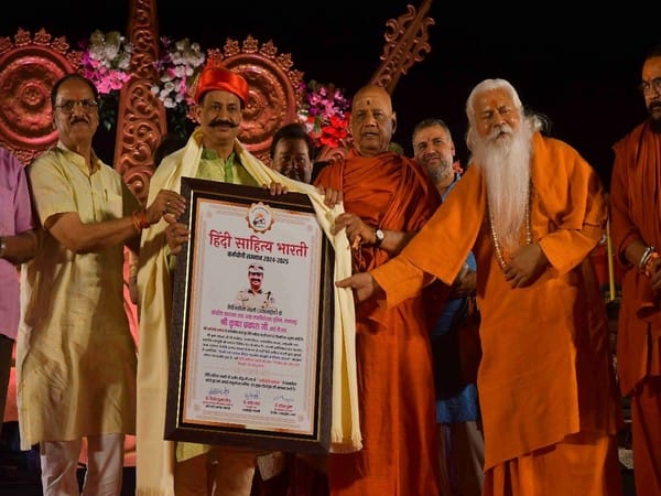 Mumbai's Super Cop Krishna Prakash Honored with Hindi Sahitya Bharati Award
