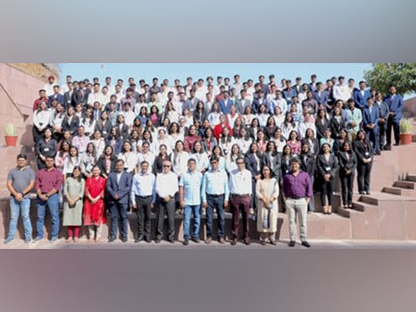 IIM Udaipur inaugurates the biggest batch of India's first On-Campus Summer program in Management by an IIM