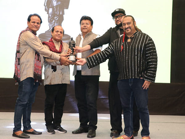 Producer Dharmesh Pandit honoured for his Hindi film 