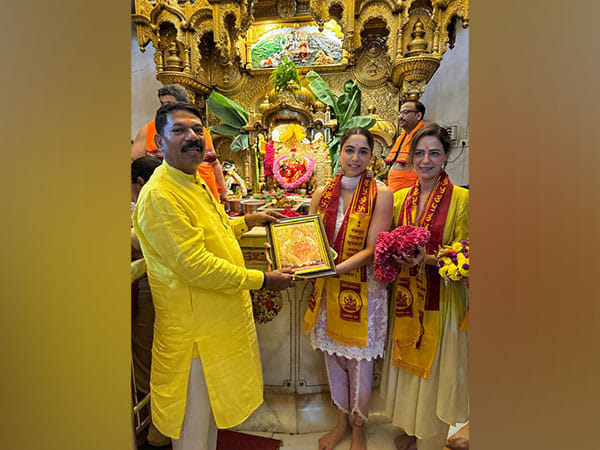 Mona Singh, Sharvari visit Siddhivinayak Temple ahead of release of their film 'Munjya'