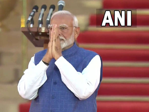 PM Modi brings his siganture style to 2024 swearing-in ceremony