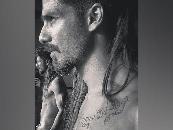 Shahid Kapoor drops throwback pics as 'Udta Punjab' completes 8 years