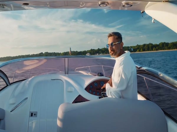 Rapper Honey Singh gives glimpse of salt and pepper look from upcoming 'Glory' album