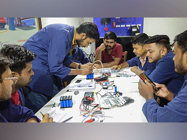 DIYguru Partners with L&T Edutech for E-Mobility Training in Indian Universities, launches hardware enabled PG Certification Program