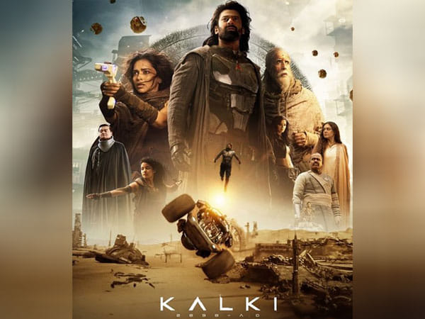 'Kalki 2898 AD' : Cine goers laud Amitabh Bachchan's performance, visual effects