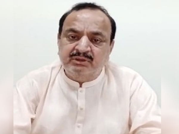 Pakistani man Ameen Butt apologises for opposing Gurdwara reopening in Faisalabad