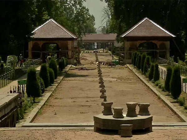 Kashmiri youth shoot music videos in Mughal Gardens to boost local industry