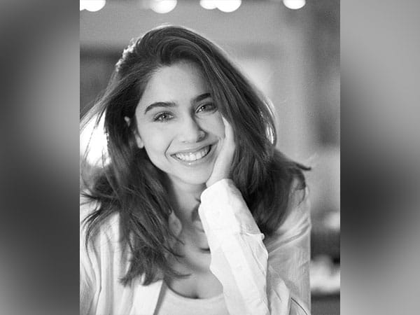 Sharvari reveals she used to take five hours to transform into Munjya