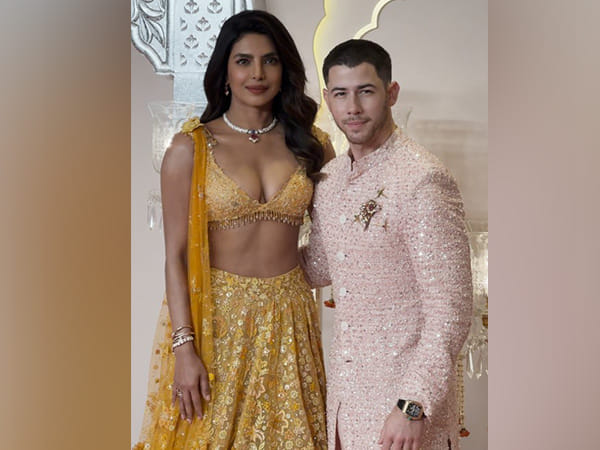 Priyanka Chopra makes stylish entry with husband Nick Jonas at Anant Ambani, Radhika Merchant's wedding