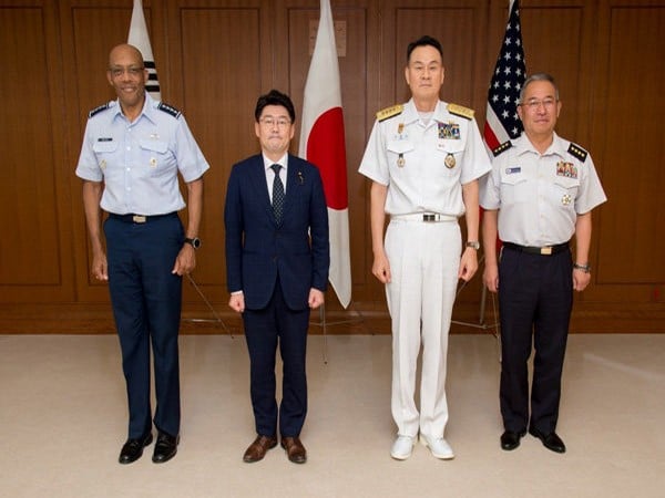 US, Japan, South Korea vow to boost trilateral ties amid rising ...