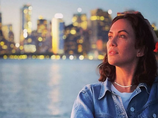 Kate Siegel to headline dark comedy 'Damned If You Do' 