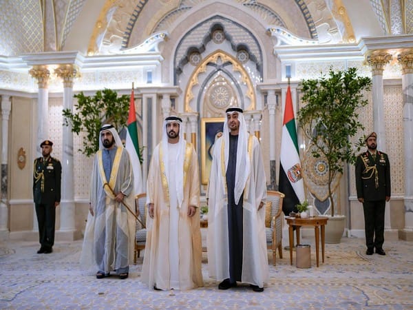 UAE President receives Crown Prince of Dubai  